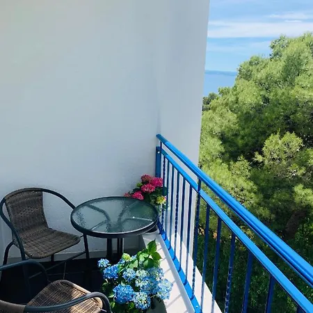 Elu Iris Szálloda Split