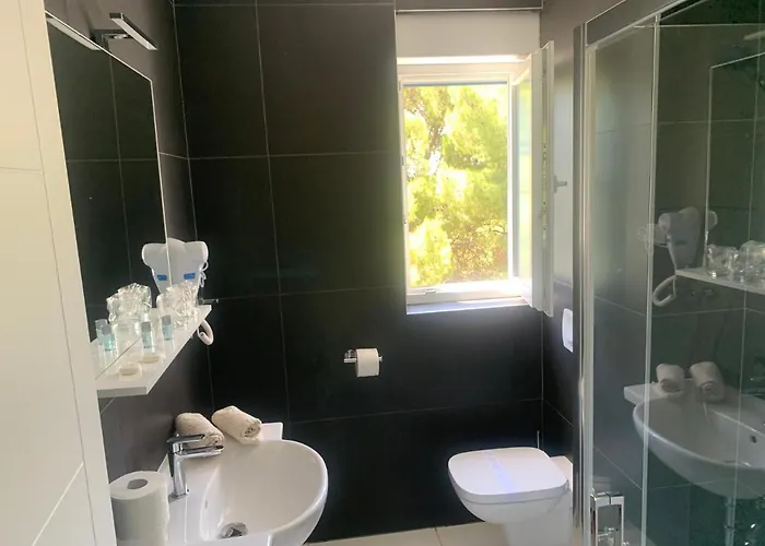 Hotel Elu Iris